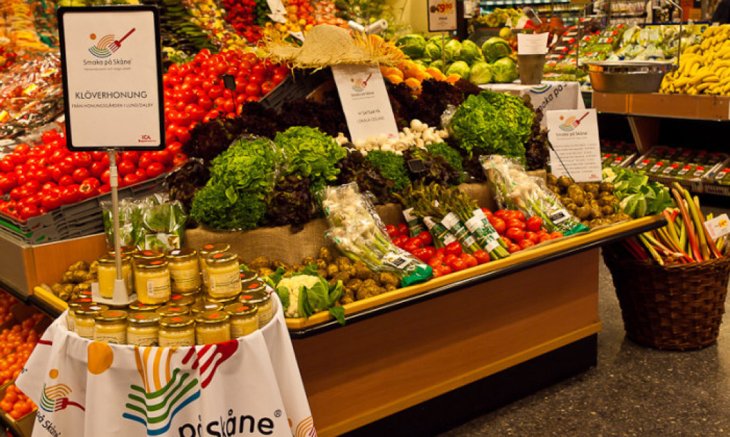 Svenskar vill handla lokalt – även på nätet