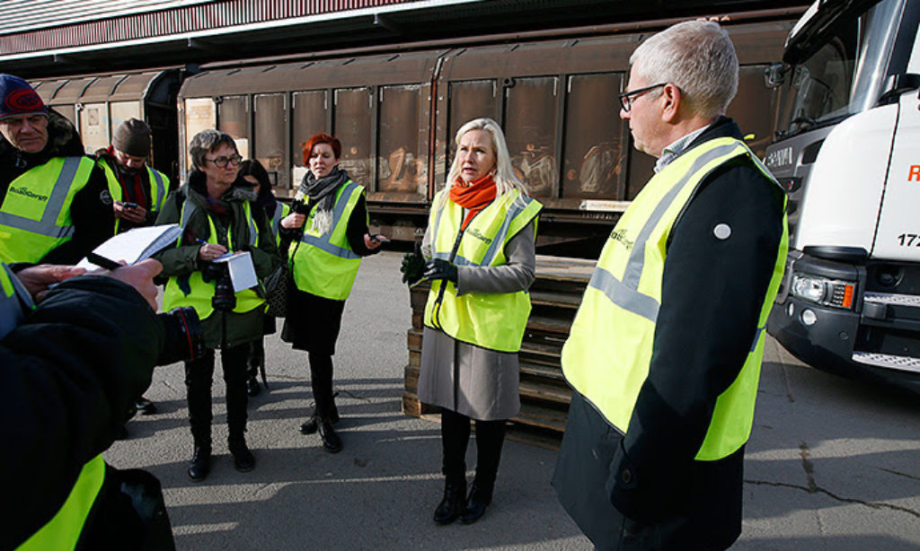 74 tons lastbilar blir tillåtna 2018