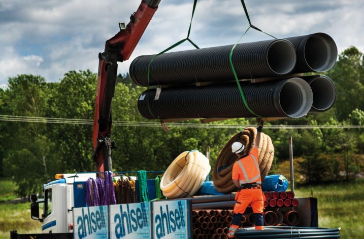 Ahlsell köper VA-rörelse