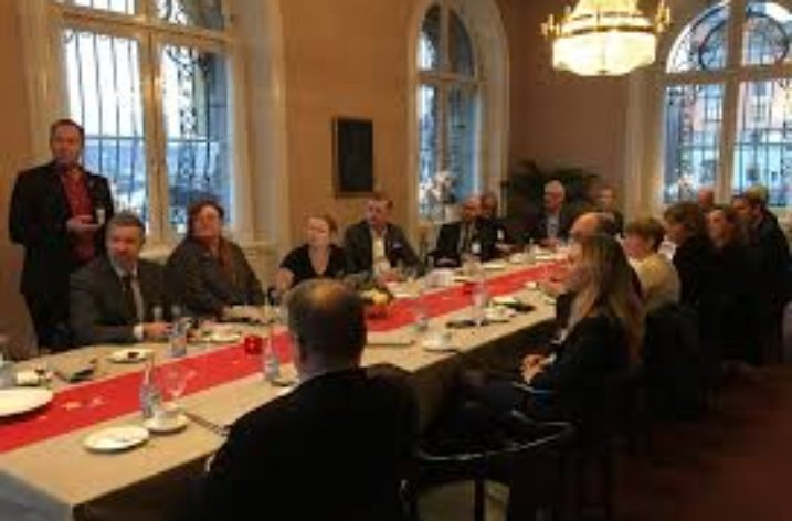 Södertörnskommunerna uppvaktar trafikutskottet