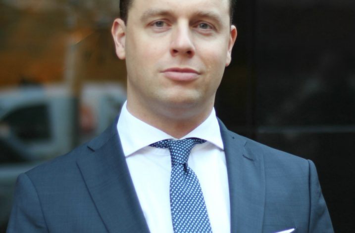 Hamnarbetareförbundet varslar om strejk